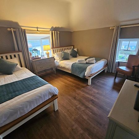 Bounty Bar Otel Trim Dış mekan fotoğraf